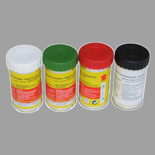 Rauchkörper mit Reisszündung (P1) Typ 3, 1,5 Minuten extremer Rauch, Farben rot (302), weiß (303) und schwarz (304), Kat. P1 mit CE